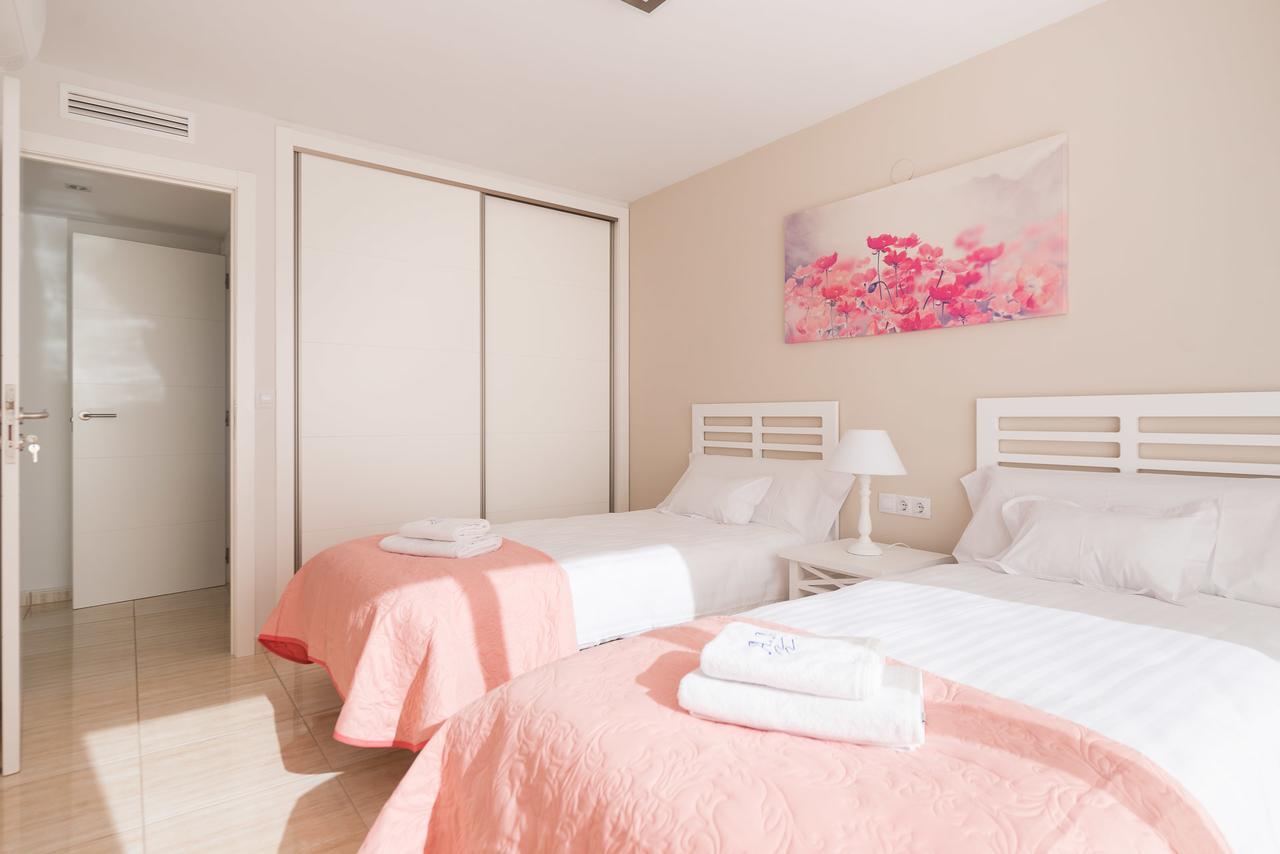 Apartamentos Marta Playa Alicante Eksteriør billede